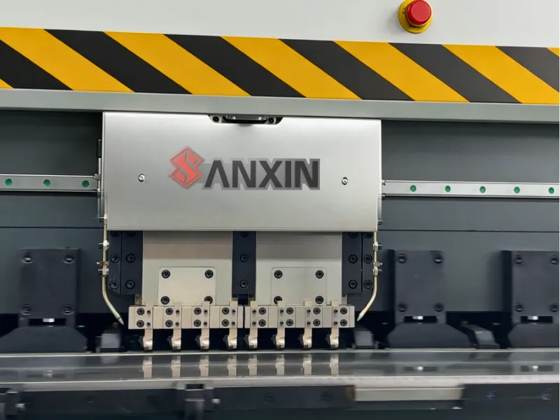 Main Sliding Assembly