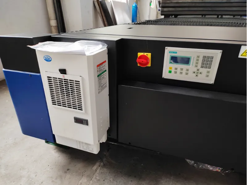 Cabinet Air Conditioner